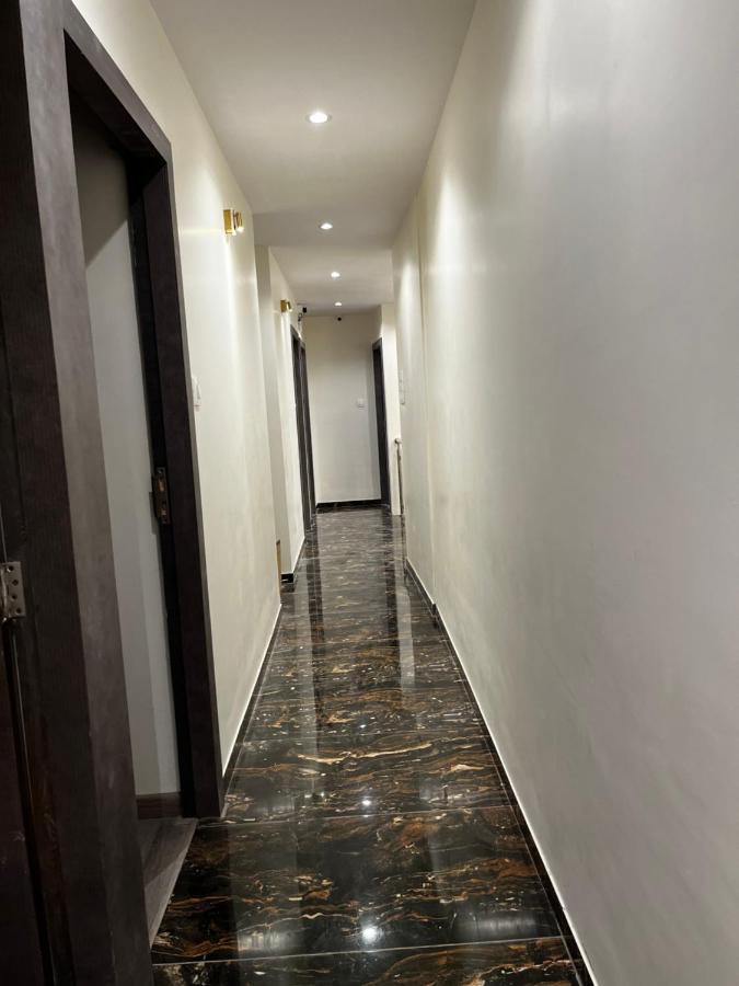 Hotel Classio Andheri - Near Dn Nagar Metro Station Mumbai Ngoại thất bức ảnh