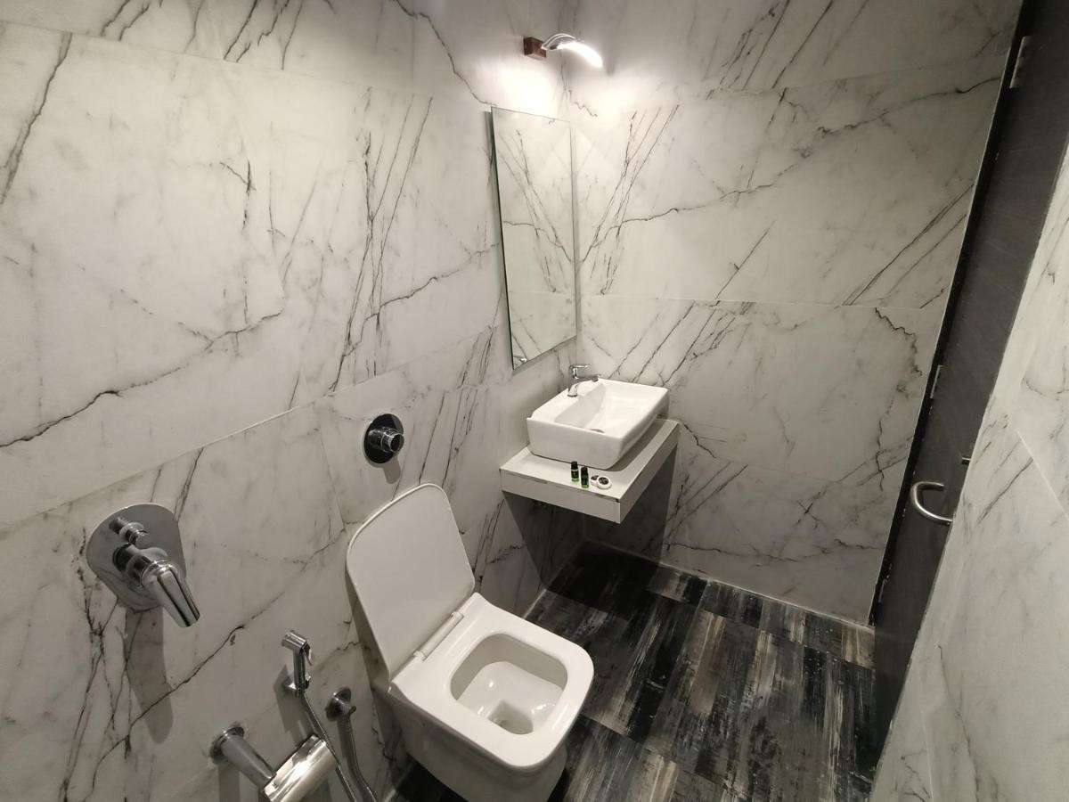 Hotel Classio Andheri - Near Dn Nagar Metro Station Mumbai Ngoại thất bức ảnh
