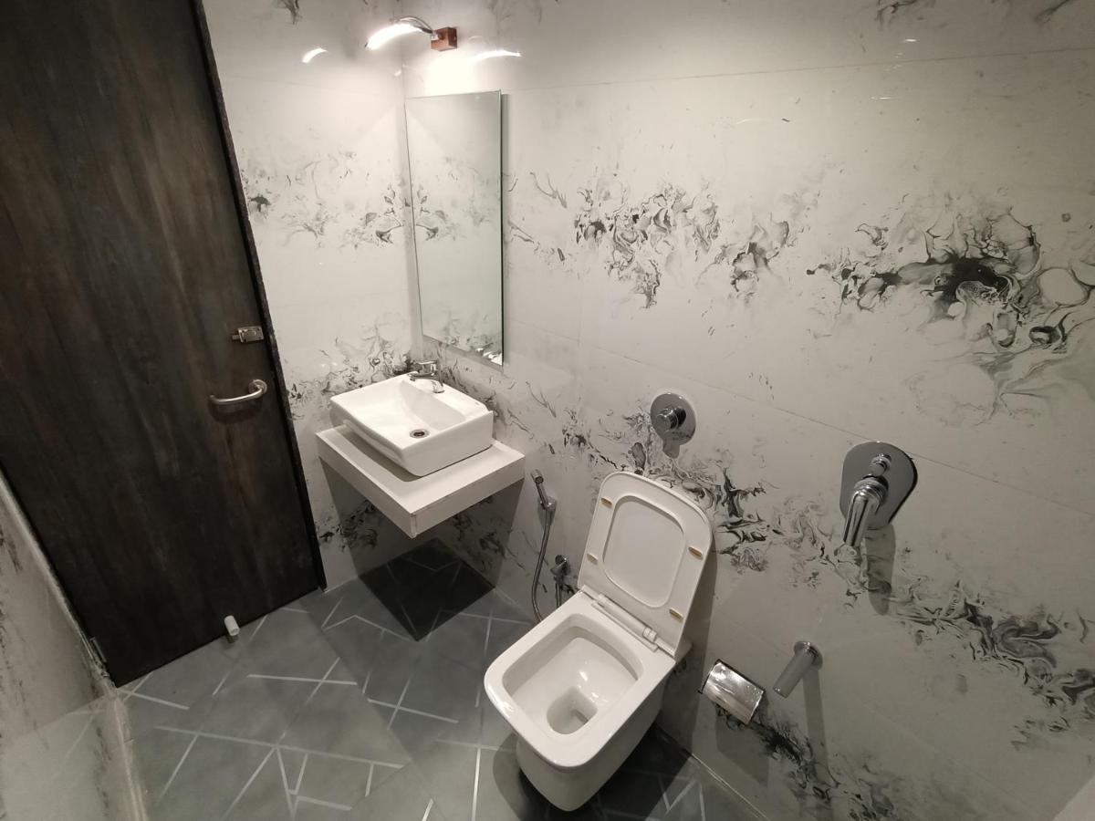 Hotel Classio Andheri - Near Dn Nagar Metro Station Mumbai Ngoại thất bức ảnh