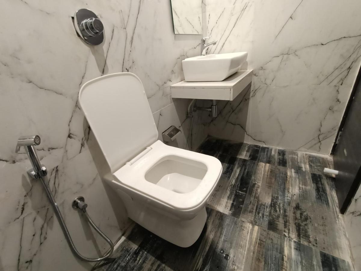 Hotel Classio Andheri - Near Dn Nagar Metro Station Mumbai Ngoại thất bức ảnh